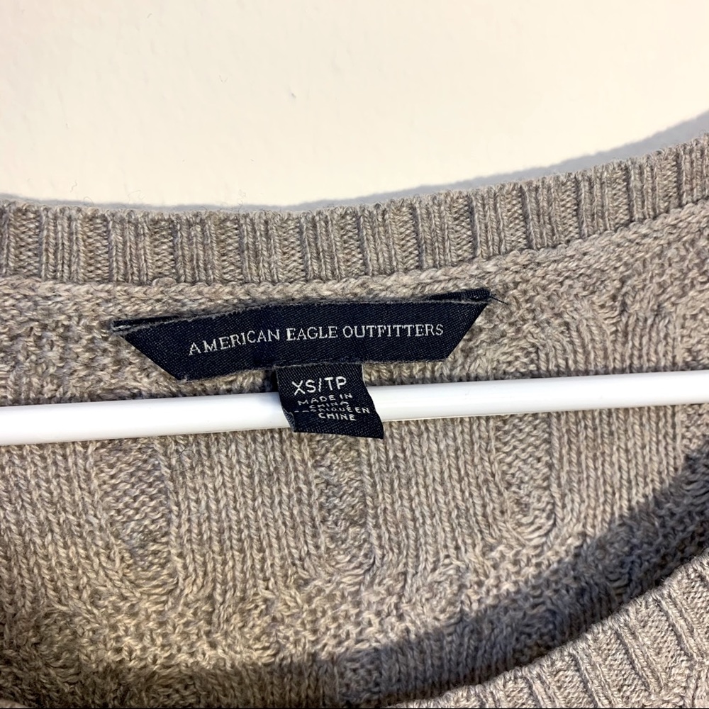 AE🦅 Argyle Ribbed Tan Sweater - Picture 3 of 5
